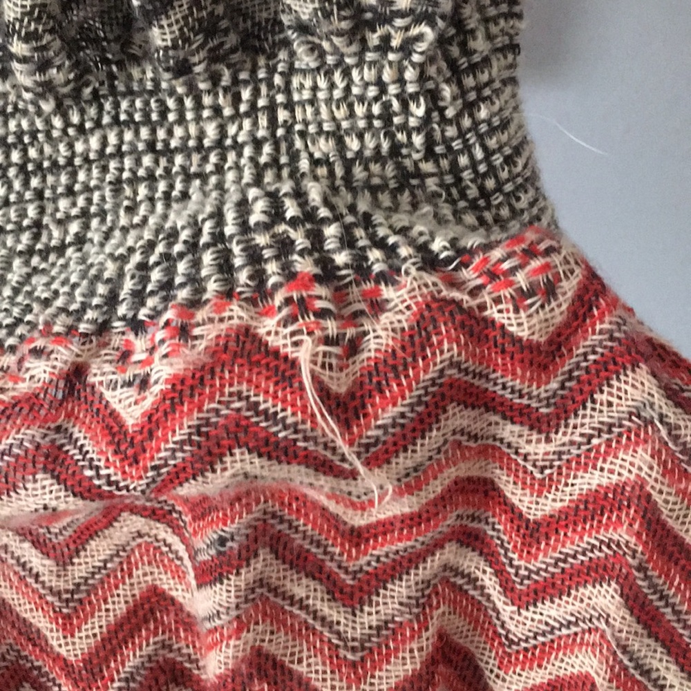 •Fall Scarf• - Picture 4 of 4